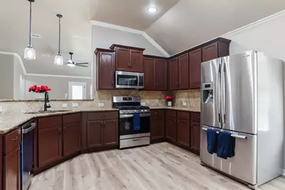 170 Sandstone Trail, Buda, TX 78610 - Photo 3
