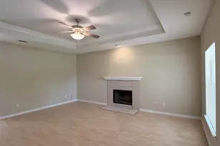 187 Creekwood Trail, Cedar Creek, TX 78612 - Photo 3