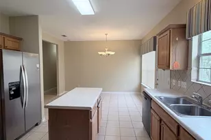 187 Creekwood Trail, Cedar Creek, TX 78612 - Photo 7