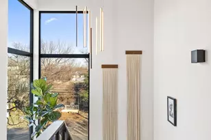 1304 Comal St, Austin, TX 78702 - Photo 15