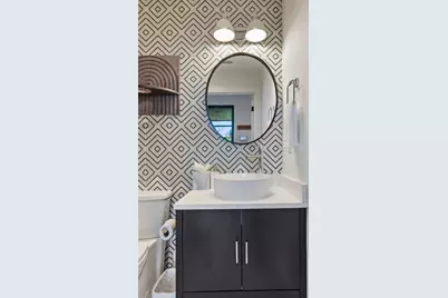 1304 Comal Street, Austin, TX 78702 - Photo 31