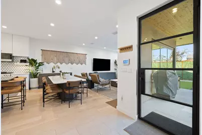 1304 Comal Street, Austin, TX 78702 - Photo 5