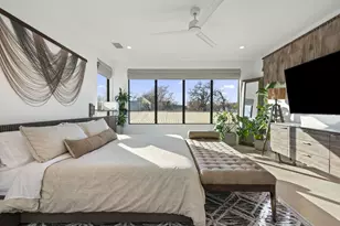 1304 Comal St, Austin, TX 78702 - Photo 17