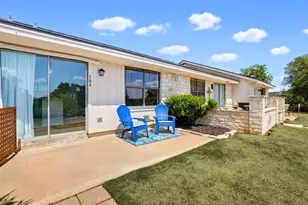 1919 American Dr, Lago Vista, TX 78645 - Photo 25