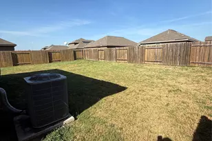 18912 Quiet Range Dr, Elgin, TX 78621 - Photo 29