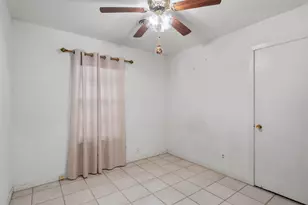 8405 Sequoia Dr, Austin, TX 78758 - Photo 15