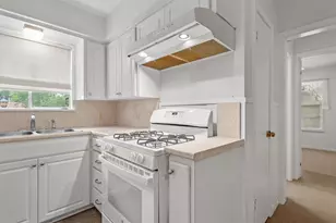 8405 Sequoia Dr, Austin, TX 78758 - Photo 11
