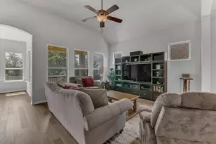902 Catalina Ln, Austin, TX 78737 - Photo 19