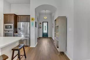 902 Catalina Ln, Austin, TX 78737 - Photo 5
