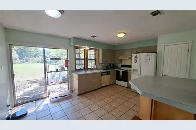 9005 Dorella Lane, Austin, TX 78736 - Photo 11