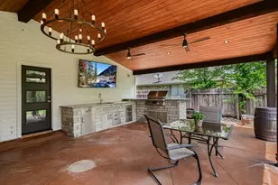 11711 Three Oaks Trail, Austin, TX 78759 - Photo 17