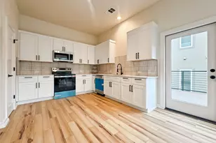 2309 Montopolis Dr, Austin, TX 78741 - Photo 11