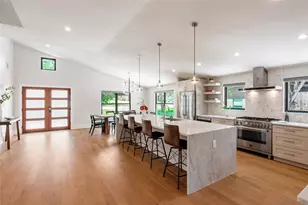 3210 Cupid Dr, Austin, TX 78735 - Photo 5