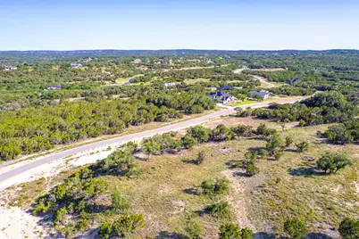 1610 Paradise Parkway, Canyon Lake, TX 78133 - Photo 9