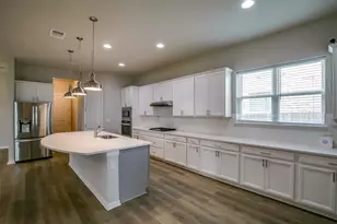 128 Ridgeview Ct, Georgetown, TX 78628 - Photo 7