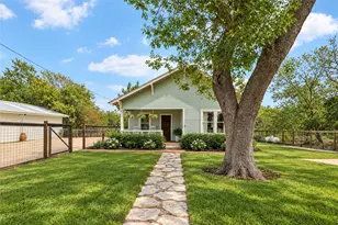 372 Old Lockhart Rd, Lockhart, TX 78644 - Photo 1