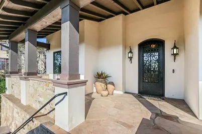 624 Logans Ln Lane, Austin, TX 78746 - Photo 7