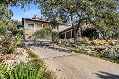 624 Logans Ln Lane, Austin, TX 78746 - Photo 1
