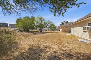 305 Pecan Dr, Kingsland, TX 78639 - Photo 25