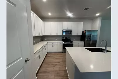 108 Sorghum Drive, Hutto, TX 78634 - Photo 5