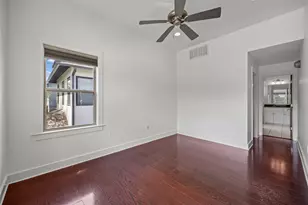 1301 San Bernard St, Austin, TX 78702 - Photo 9