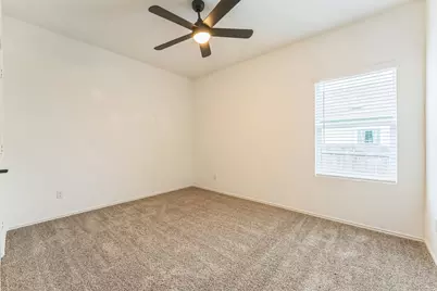 108 Fighting Seabees Run, Jarrell, TX 76537 - Photo 13