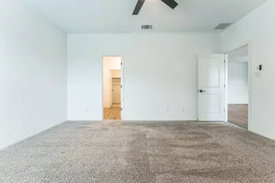 108 Fighting Seabees Run, Jarrell, TX 76537 - Photo 15