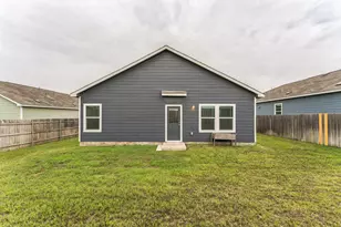 108 Fighting Seabees Run, Jarrell, TX 76537 - Photo 19