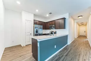 108 Fighting Seabees Run, Jarrell, TX 76537 - Photo 3