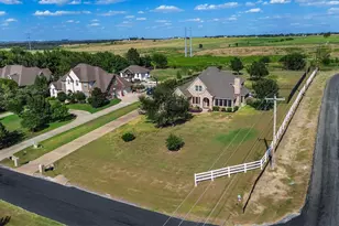 100 Apache Pass, Hutto, TX 78634 - Photo 29