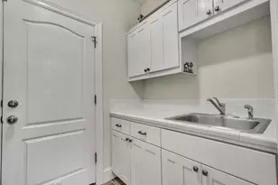 100 Apache Pass, Hutto, TX 78634 - Photo 19