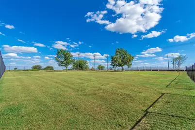 100 Apache Pass, Hutto, TX 78634 - Photo 27