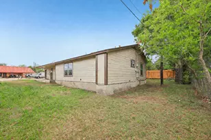 200 Monterrey St, Elgin, TX 78621 - Photo 29