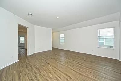 180 Madrid Drive, Kyle, TX 78640 - Photo 9