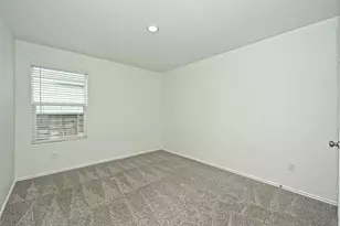 180 Madrid Dr, Kyle, TX 78640 - Photo 25