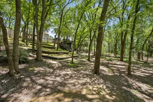 7202 Meadowood Dr, Austin, TX 78723 - Photo 37