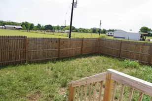 1048 Co Rd 402, Dime Box, TX 77853 - Photo 21