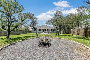 10201 Thomas Ln, Dripping Springs, TX 78620 - Photo 23