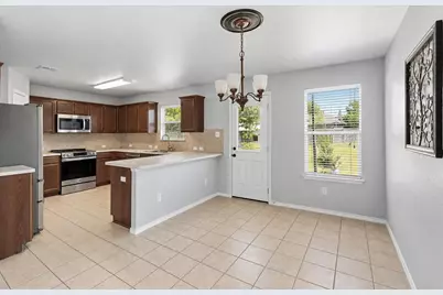 211 Falcon Lane, Leander, TX 78641 - Photo 17