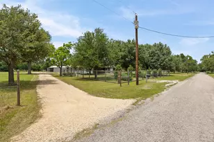 191 County Rd 410A, Buckholts, TX 76518 - Photo 3