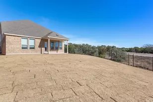 1001 Ridge Runner Dr, Georgetown, TX 78628 - Photo 31