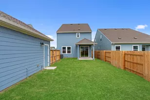 110 Cherry Blossom Ln, Taylor, TX 76574 - Photo 29