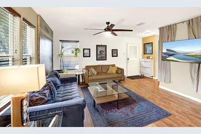 117 S Wilson Street, San Marcos, TX 78666 - Photo 1