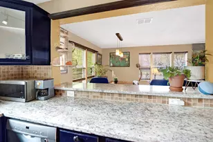 117 S Wilson St, San Marcos, TX 78666 - Photo 11