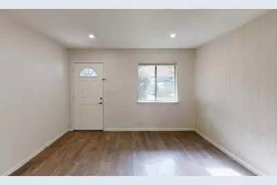 5917 Little Creek Trail, Austin, TX 78744 - Photo 11