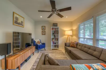 7608 Delafield Lane, Austin, TX 78752 - Photo 11