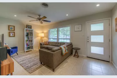 7608 Delafield Lane, Austin, TX 78752 - Photo 9