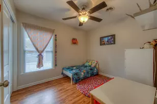 7608 Delafield Ln, Austin, TX 78752 - Photo 25