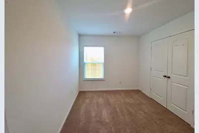317 Riverdale Drive, Jarrell, TX 76537 - Photo 9