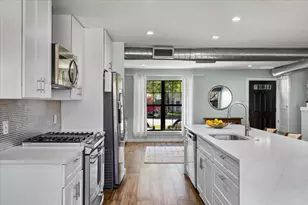 6102 Bullard Dr, Austin, TX 78757 - Photo 11